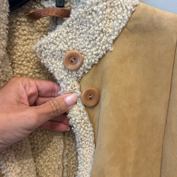 Genuine New Zealand Baby lamb Cozy Tan Suede Teddy Jacket for Women - Picture 4 of 7